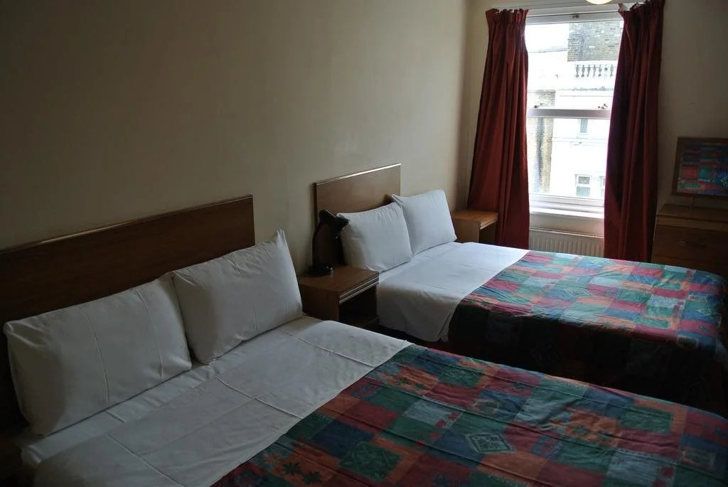 Carlton Hotel