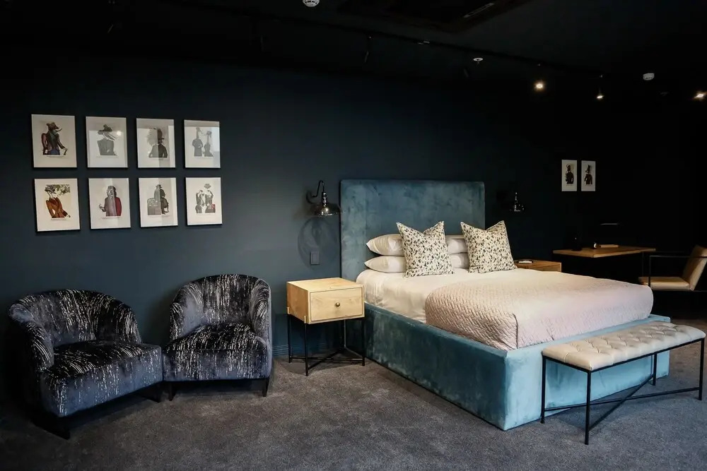 Cartel House Hotel