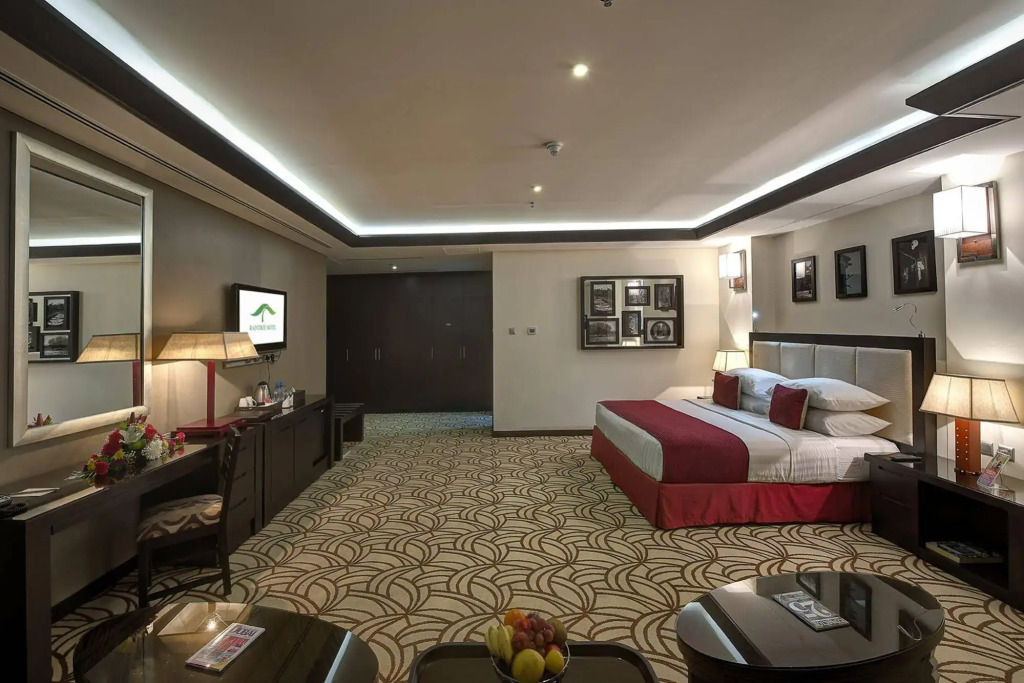 Pavilion Palace Hotel