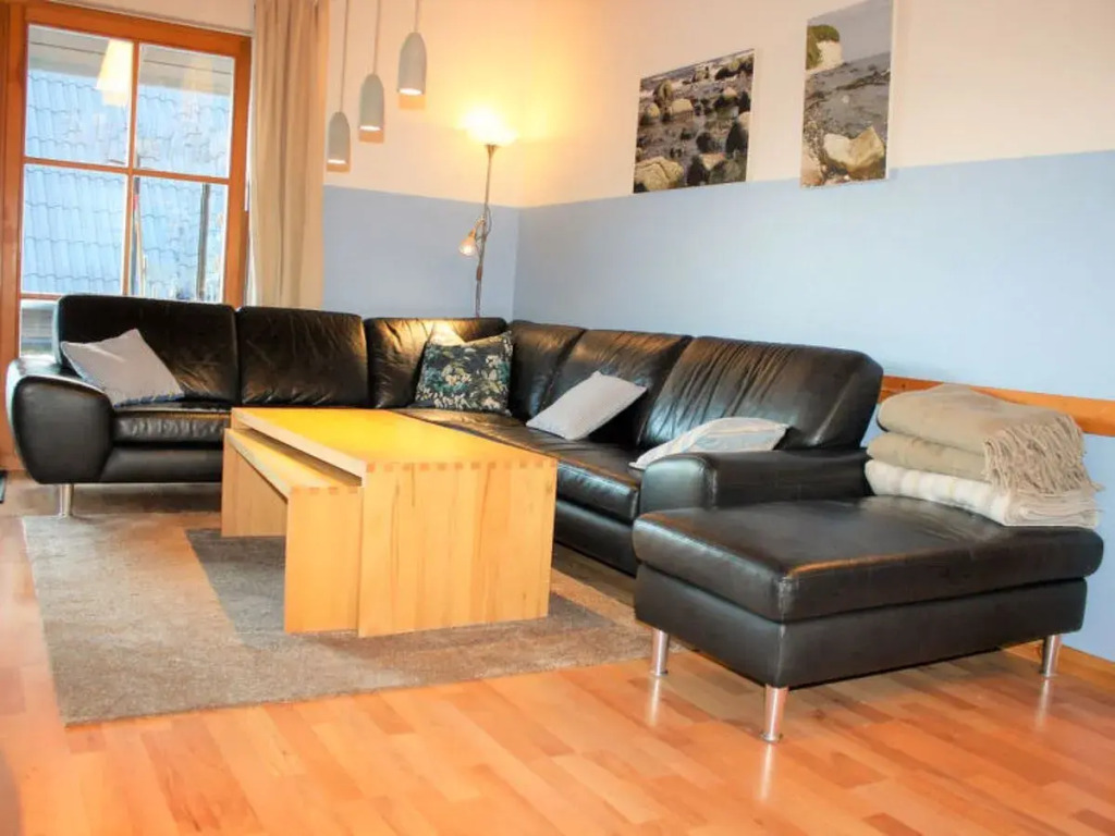 Holiday Home Ferienhaus Bude 87 by Interhome