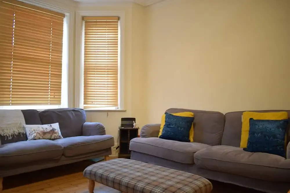 2 Bedroom Fulham Flat