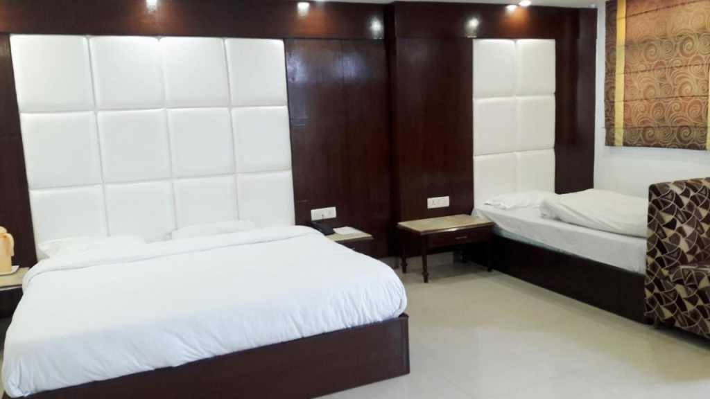 OYO 1679 Value Hotel