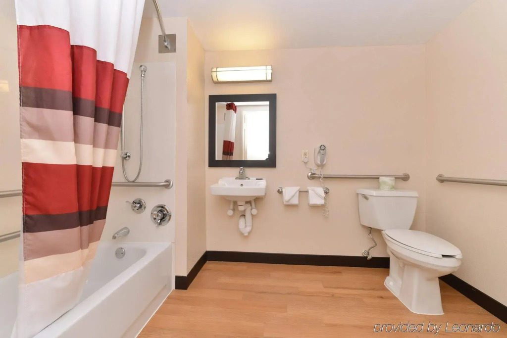 Red Roof Inn PLUS+ Boston - Woburn/ Burlington