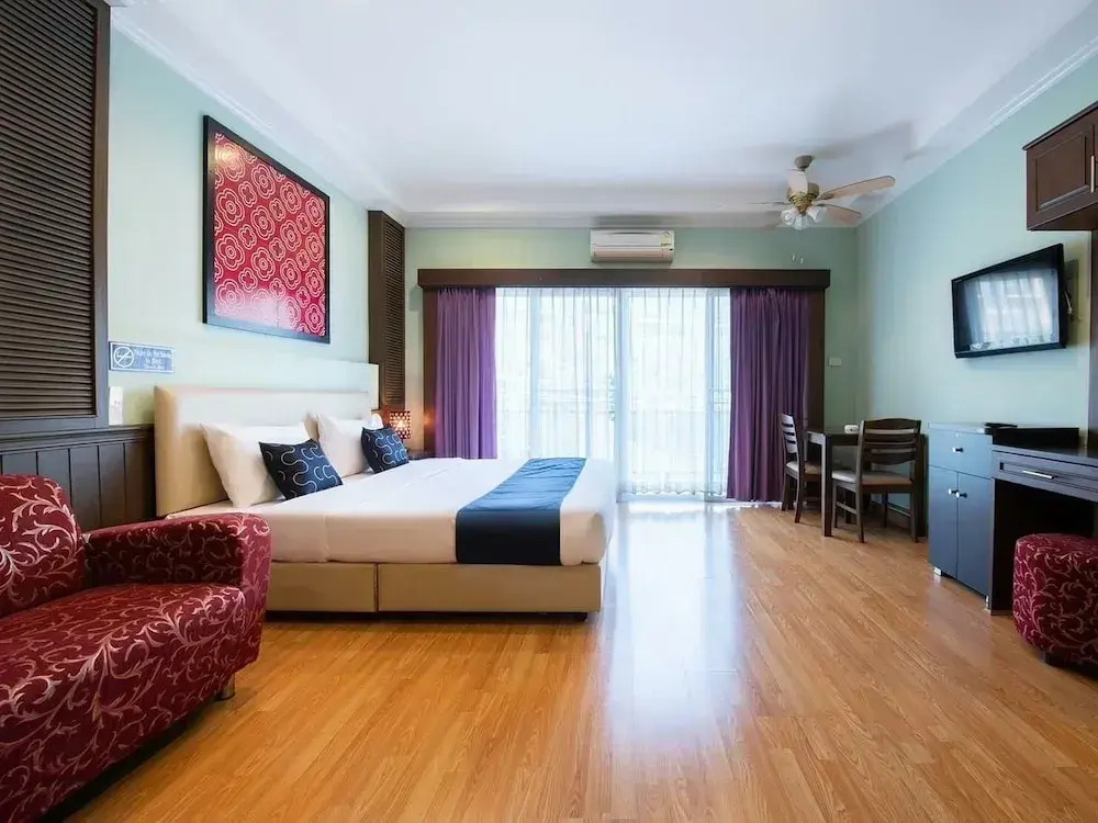 Blooming Hill Boutique Suites