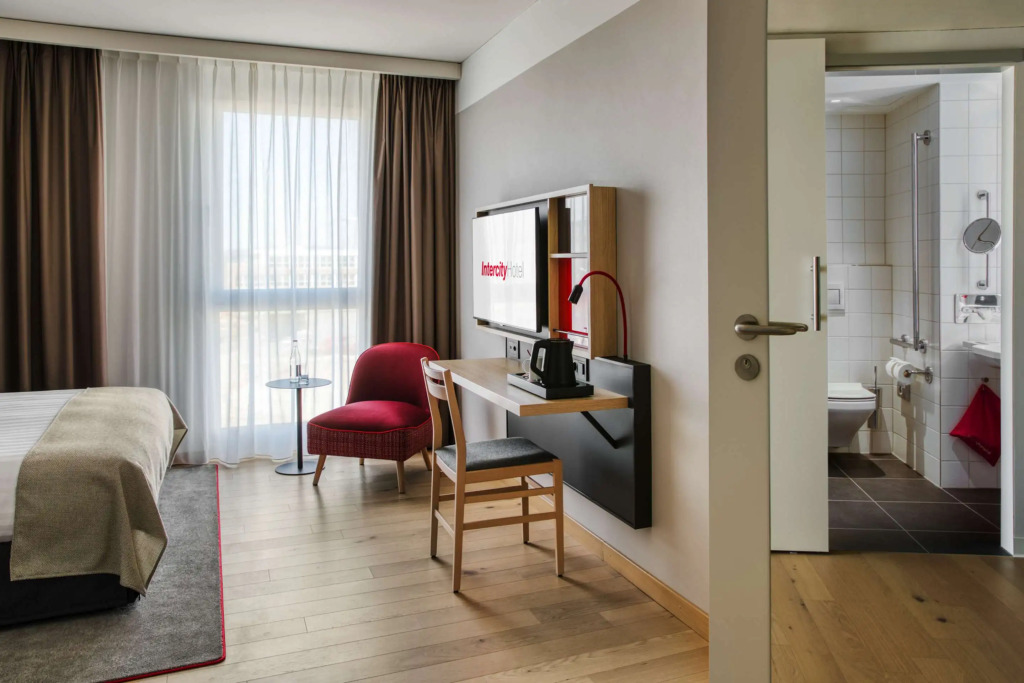 IntercityHotel Berlin Airport BER Terminal 1 & 2