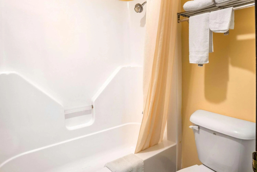 Econo Lodge near Missouri University of Science and Technology