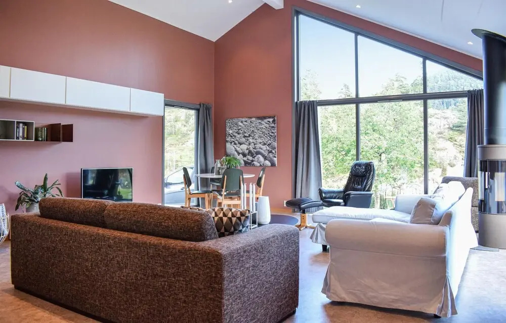 Beautiful Home in Hebnes With 5 Bedrooms and Wifi