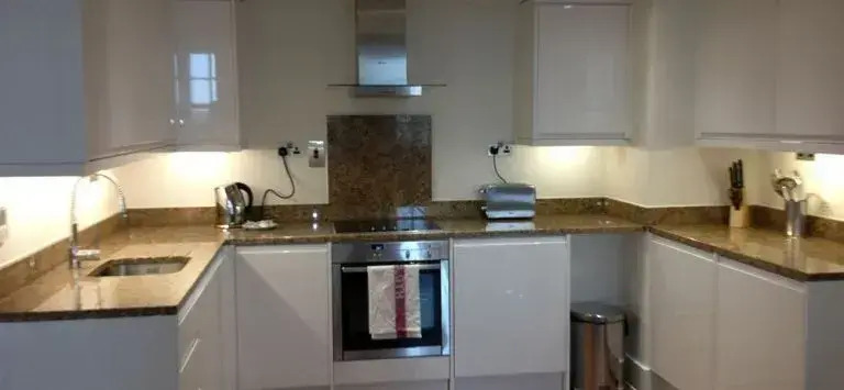 MAX Serviced Apartments Commercial Road
