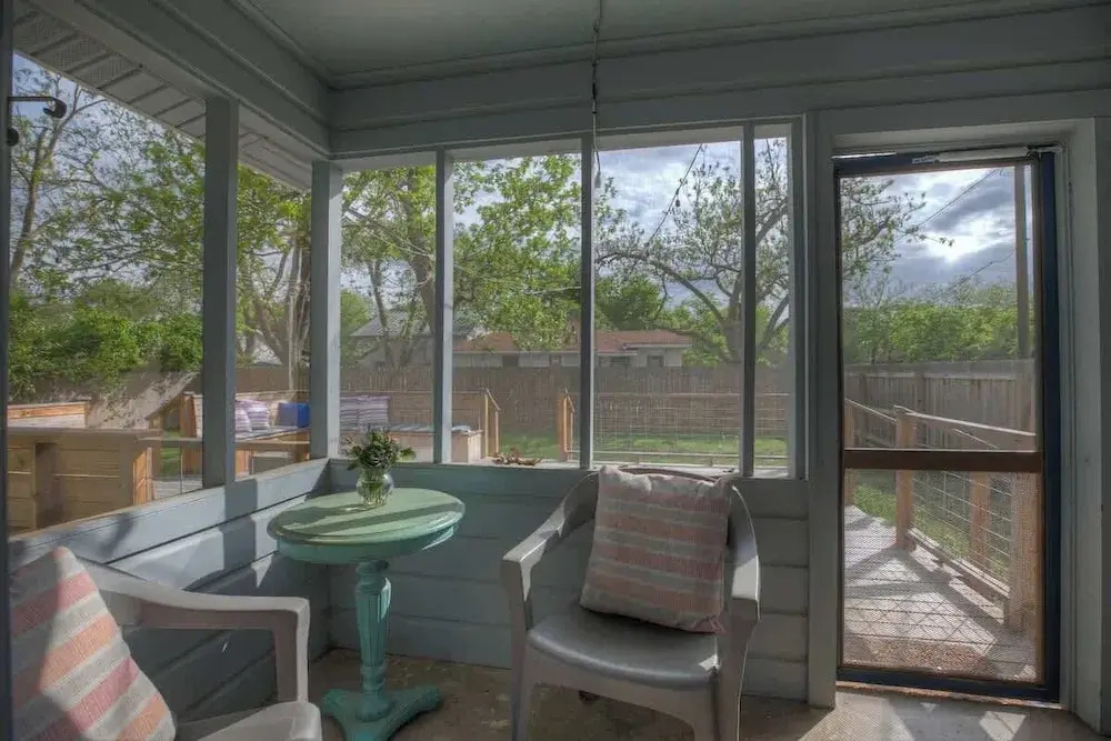 Gorgeous Bluebonnet House With Deck and Fire Pit