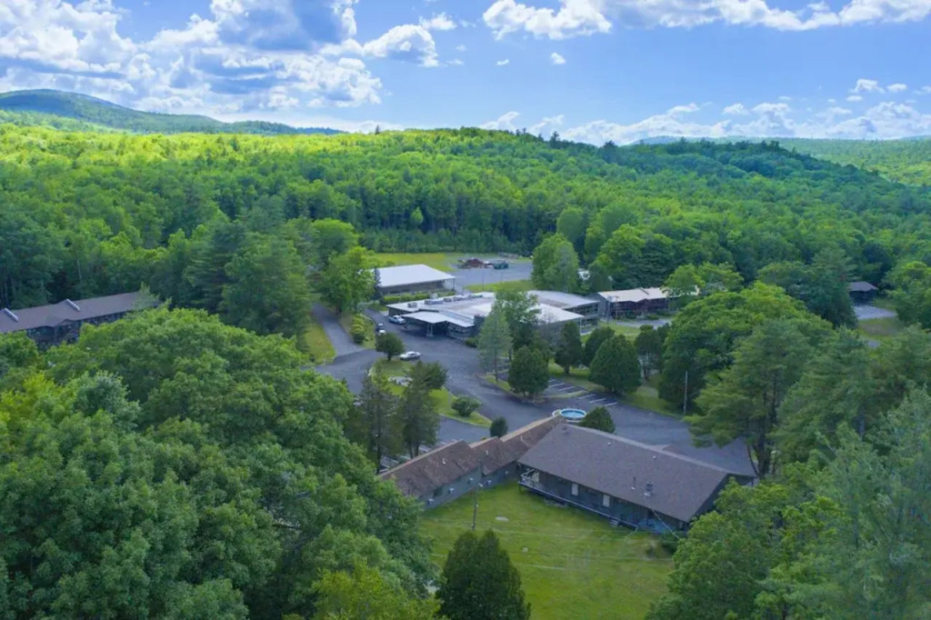 Roaring Brook Ranch Resort & Conference Center