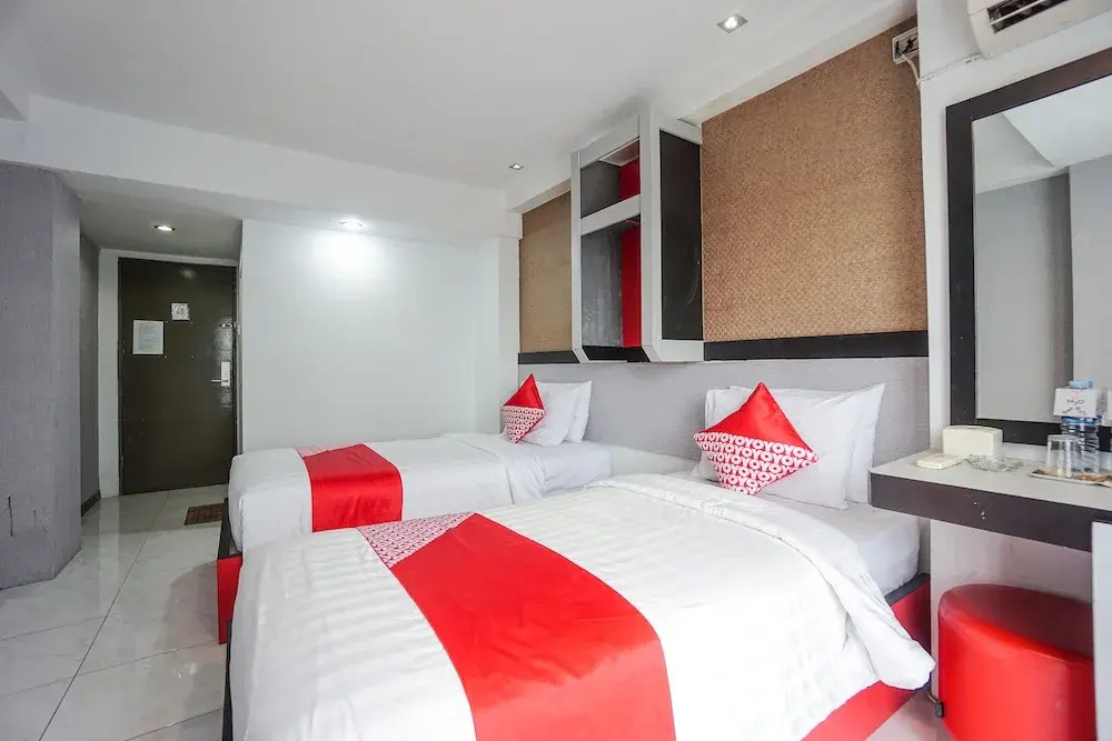 Oyo 1318 Hotel Prince Boulevard