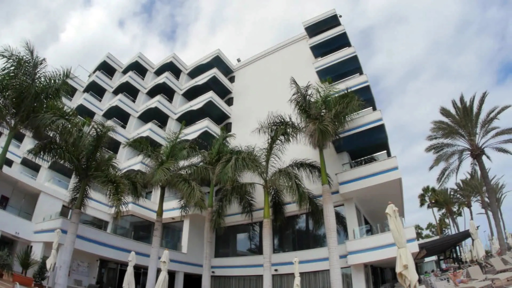 Hotel Faro, a Lopesan Collection Hotel