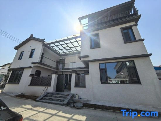 Helan Xiaozhu Homestay (Weishan Lake Tourist Area)