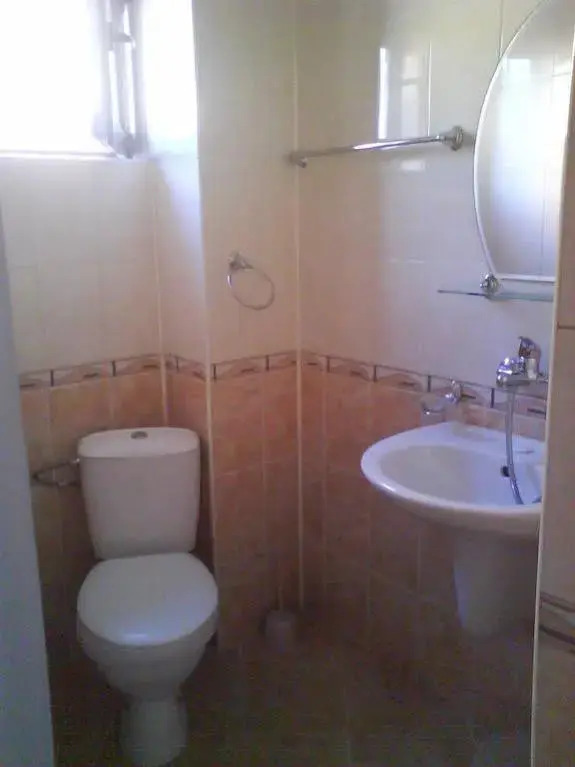 Ivet Guest House