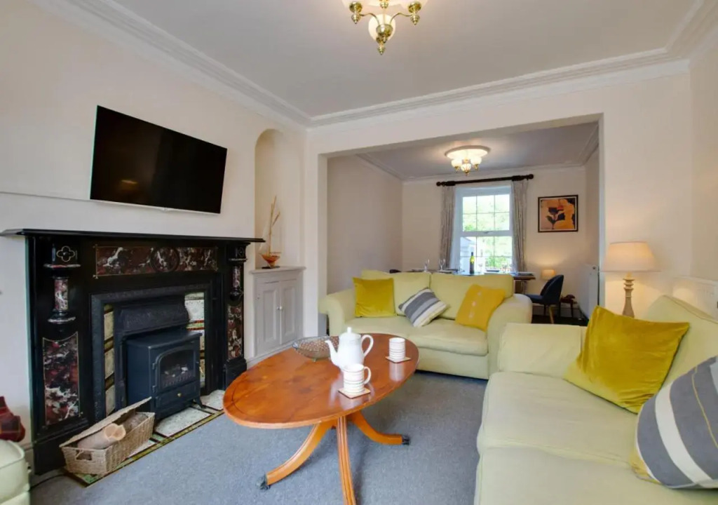 4 Bed in New Quay oc-bow272