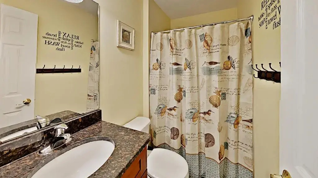 Put-In-Bay Poolview Condo #2