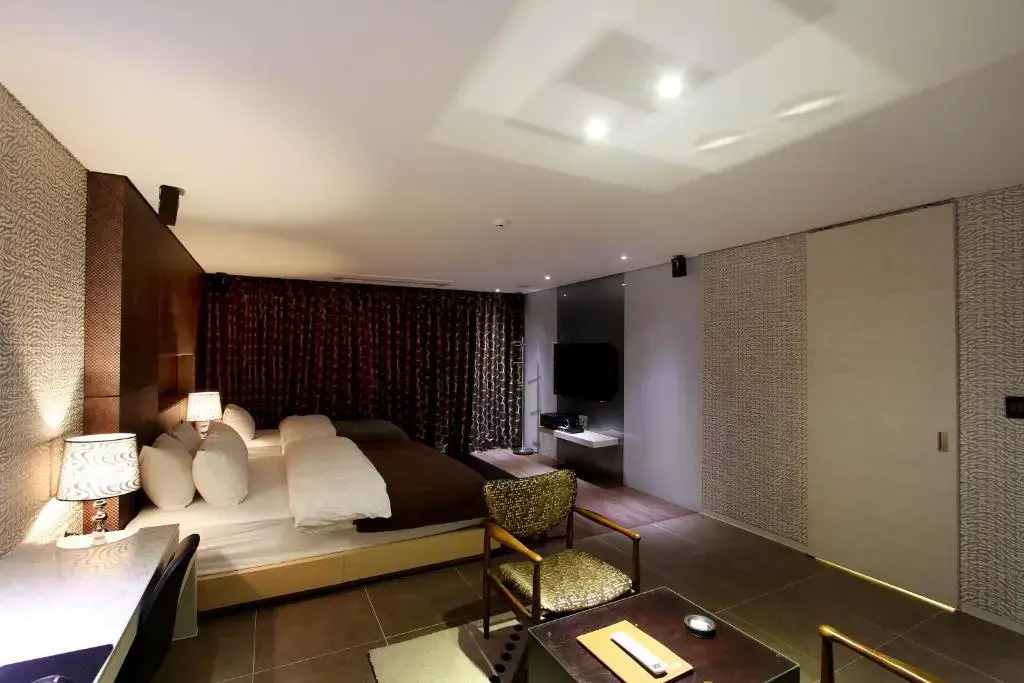 Uijeongbu Latree Hotel