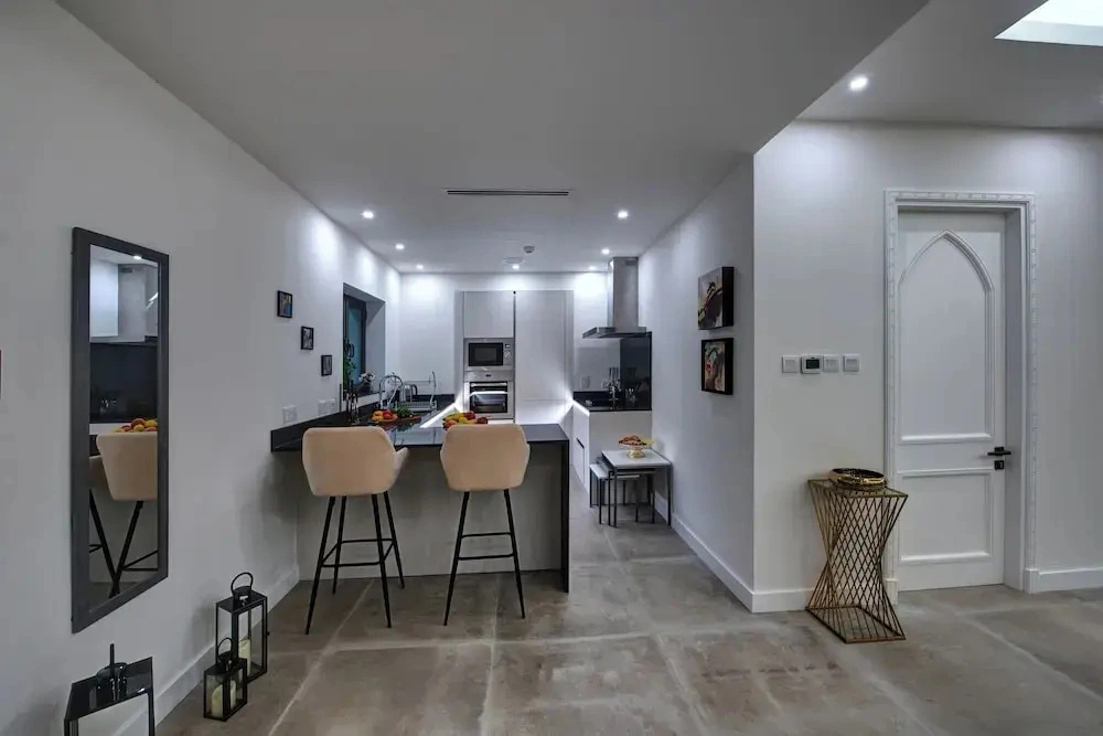 Durrani Homes - Arabian luxury at Souk Al Bahar besides Burj Khalifa & Dubai Mall