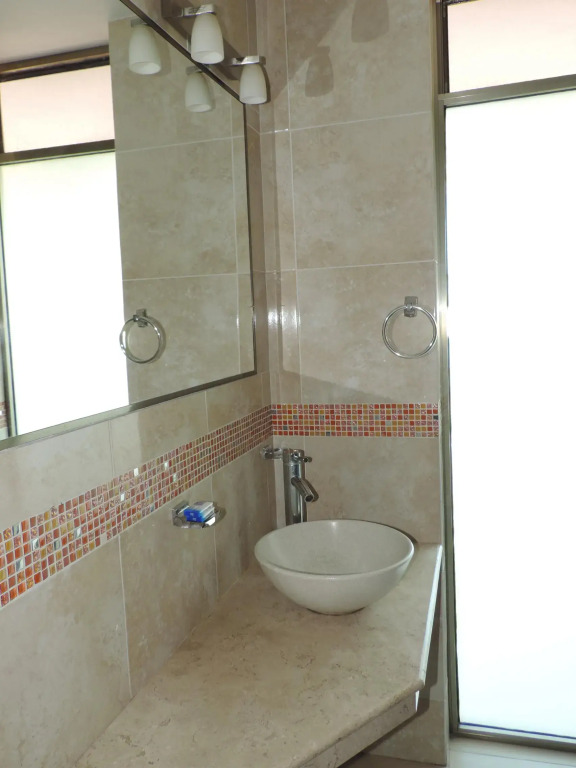 Hotel Juros