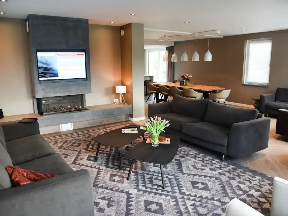 Luxury Thatched Wellness Villa near Sea on Texel