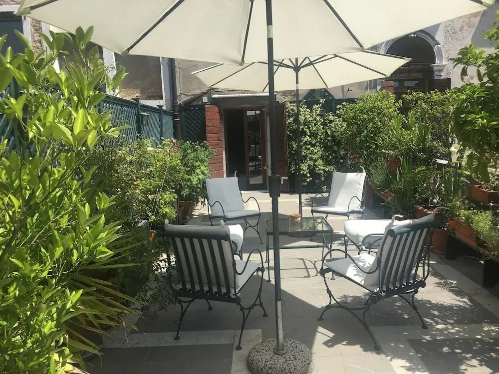 Luxurious Palazzo in Venice in the Rialto Area With Housekeepercook