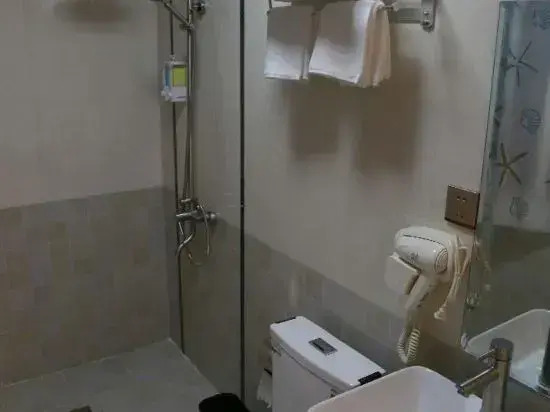 Yingshang Lushangke Hotel