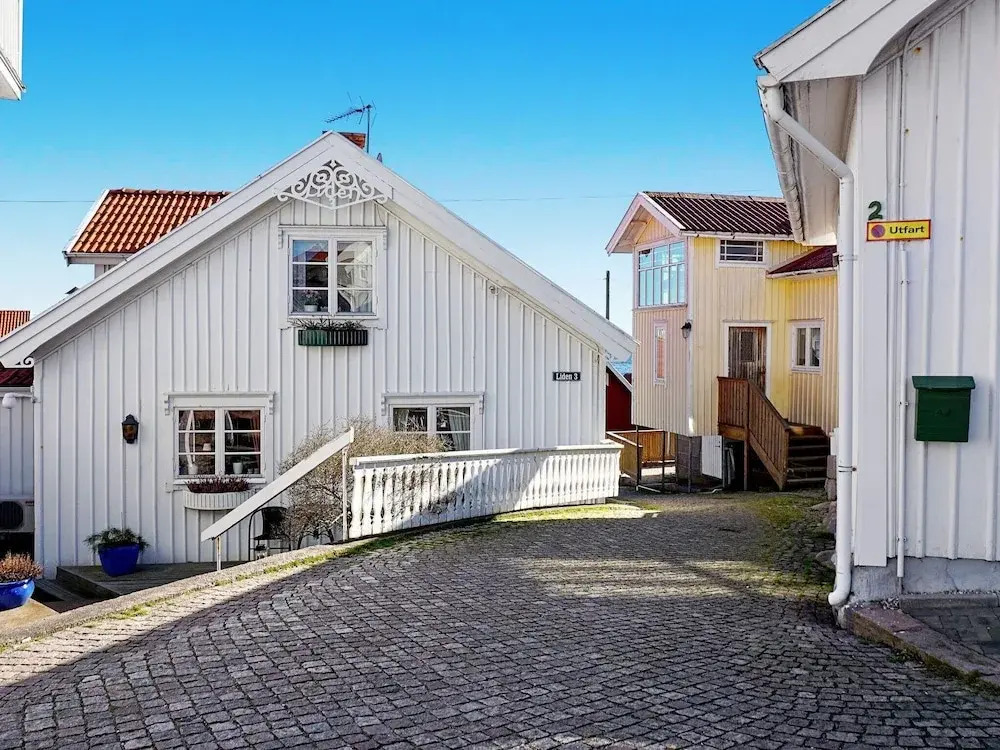 8 Person Holiday Home in Kungshamn