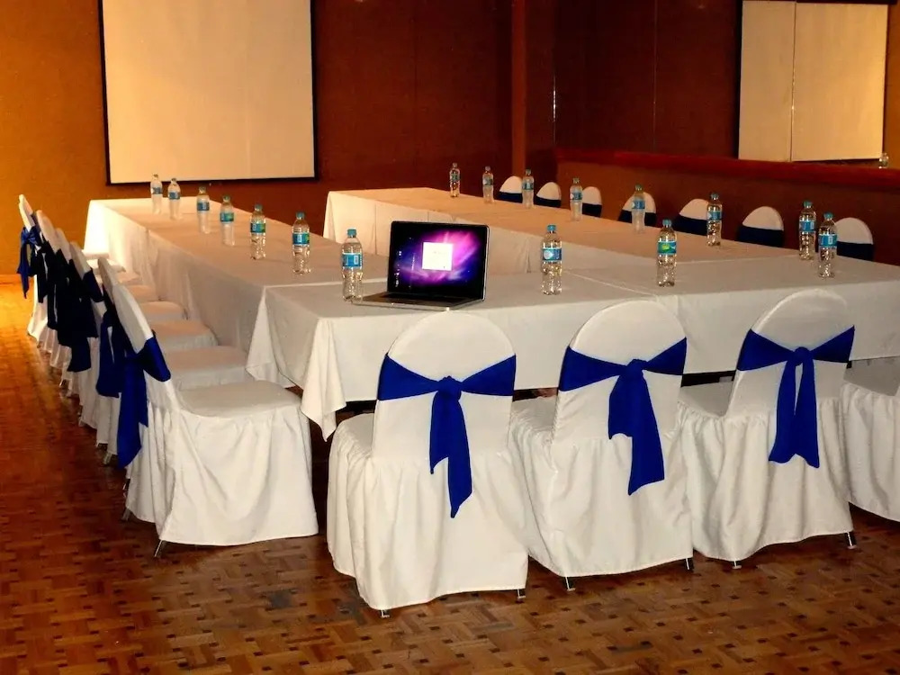 Hotel Excelencia de América