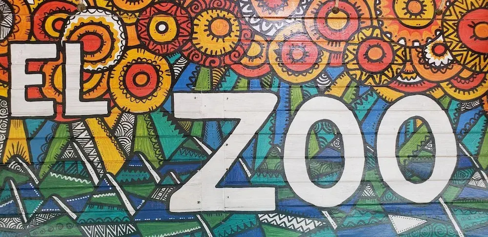 El Zoo Hostel, Bar & Pool