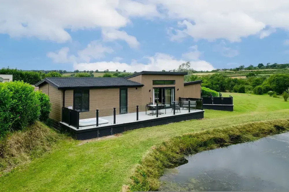 The Duck Pond - Countryside Hot Tub