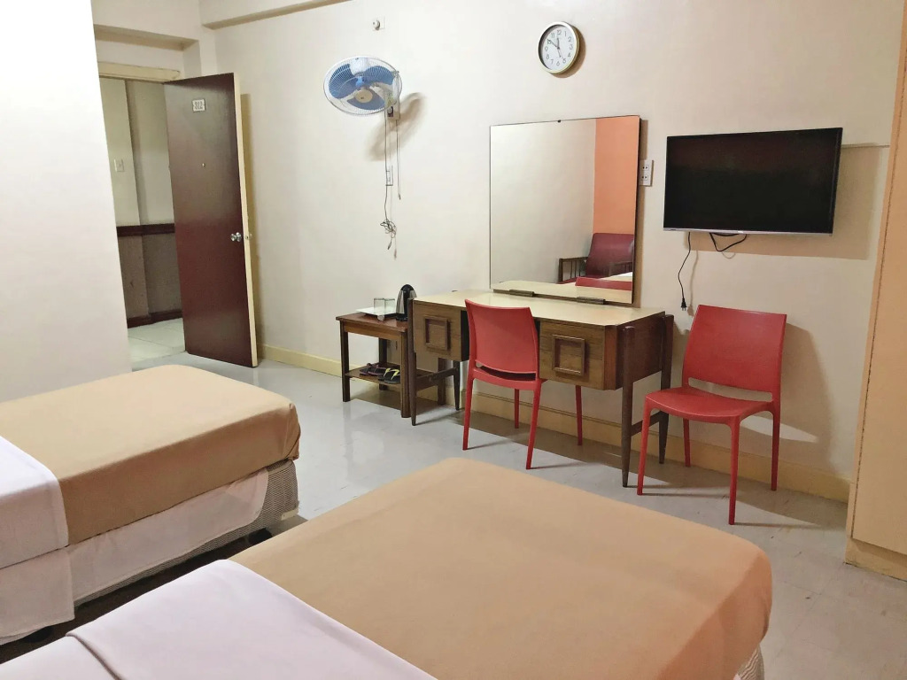 BEST FORTUNE HOTEL at CHINATOWN