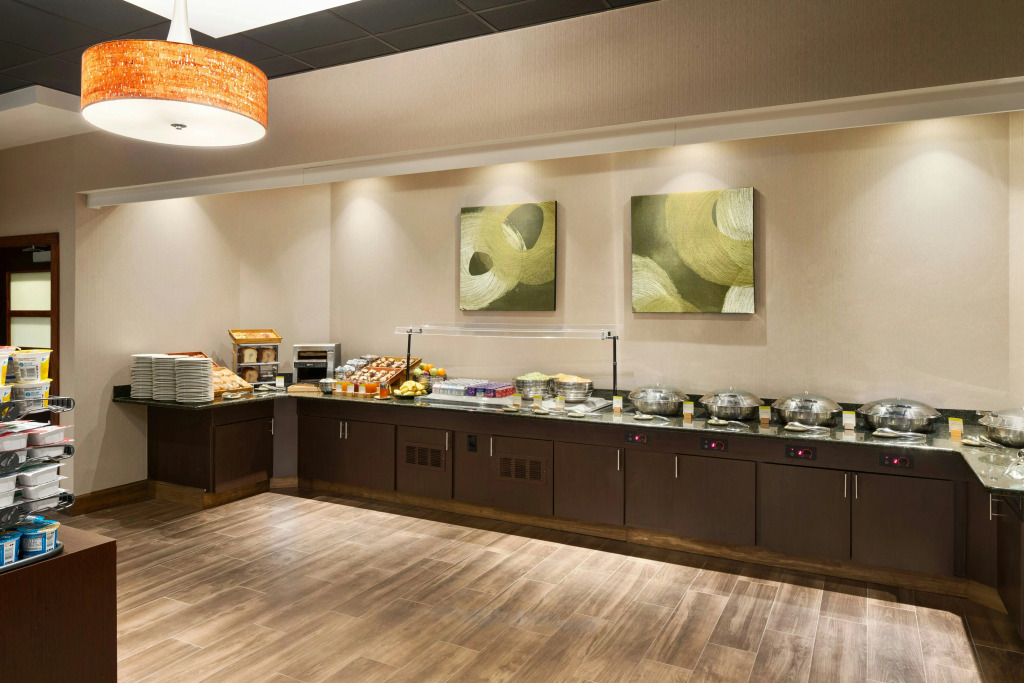 DoubleTree by Hilton Hotel & Executive Meeting Center Somerset