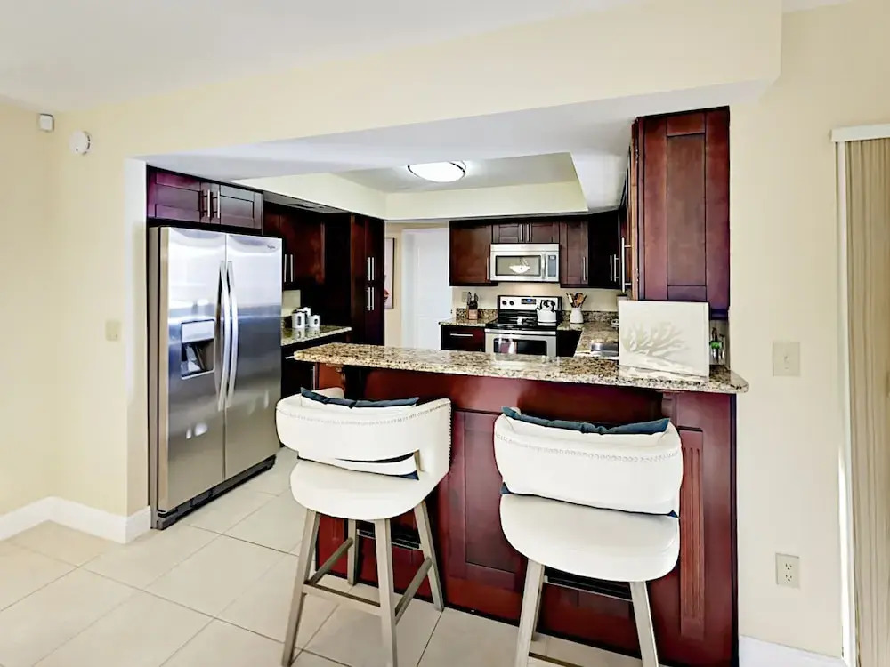 Tequila Canal - 3 Br Home