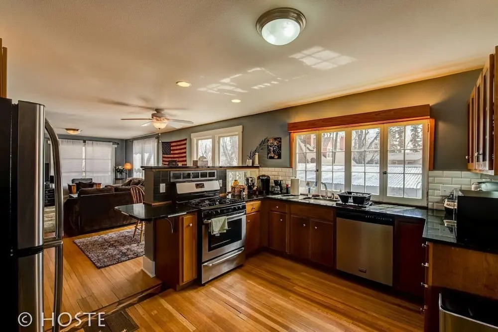 3BR Classic Home Quiet Neighborhooddog Friendly