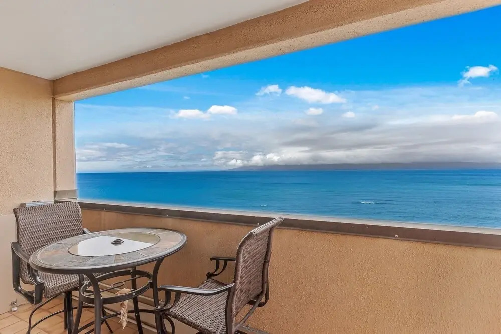 Sands Of Kahana Ph 381 3bd/3ba Of 3 Bedroom Condo by RedAwning