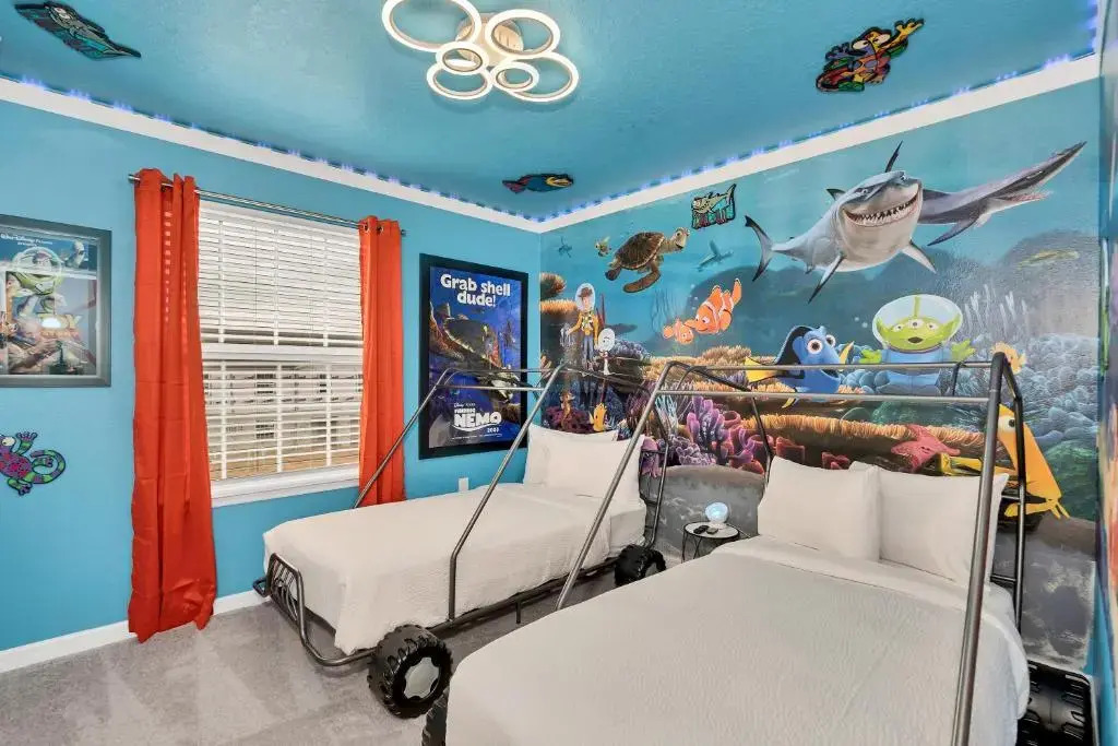 Townhome W/private Pool & Themed Rooms, Near Wdw!