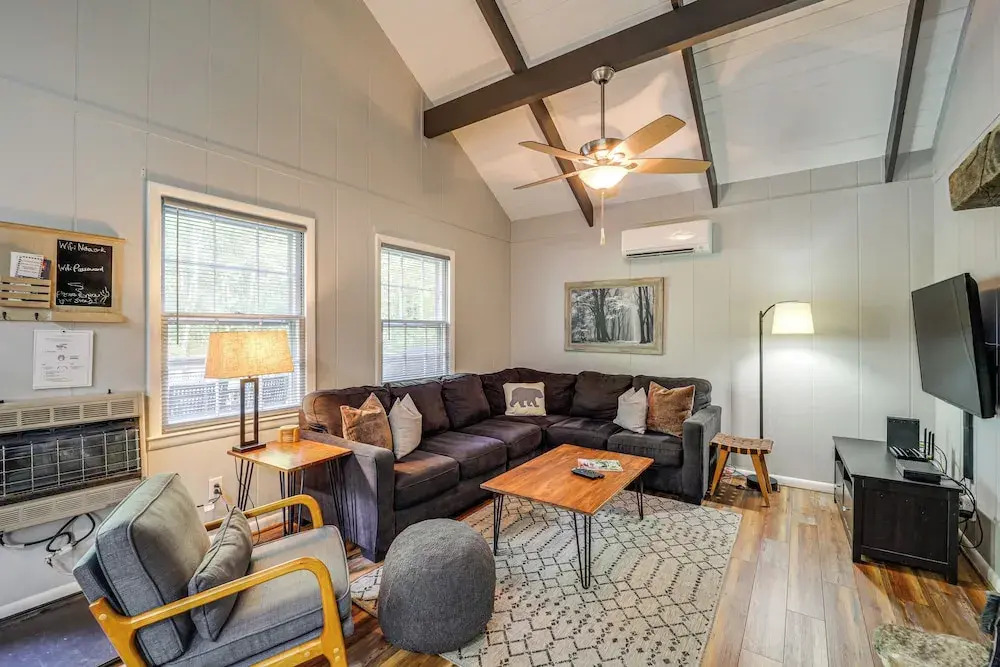 'bear Crossing Chalet:' Beech Mountain Family Home