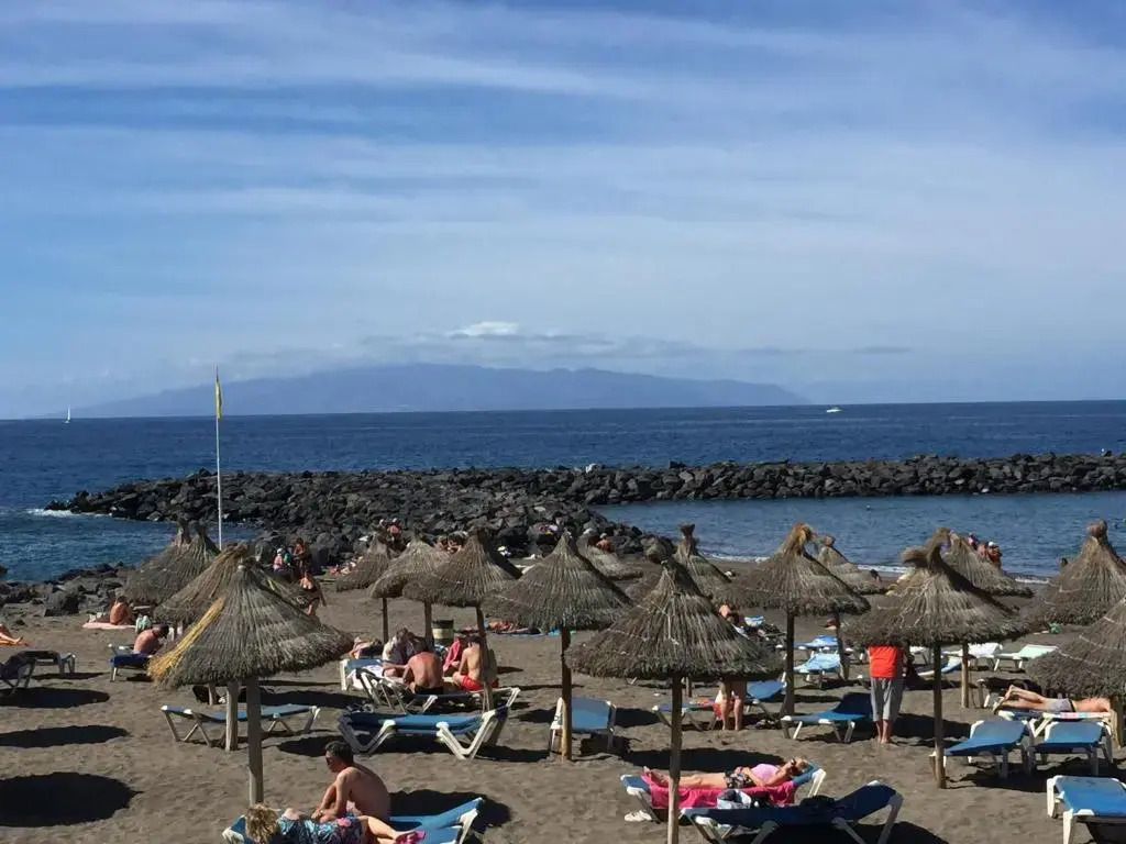 Primera línea de mar ! Wuifi y parking gratis!
