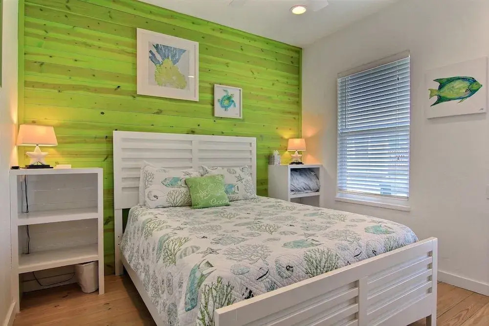 Wet-N-Wild 4Br Home