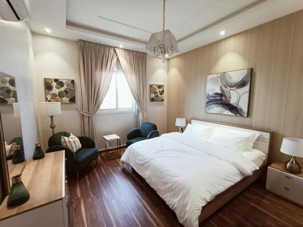 F residence, Beauty & Luxury