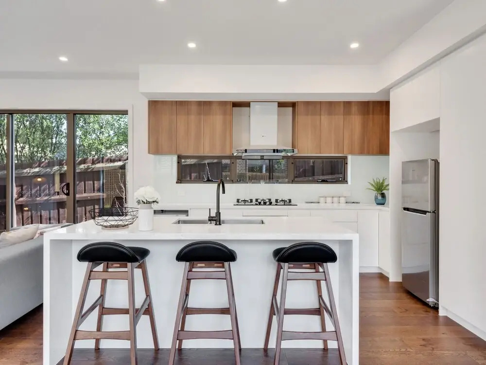 Melbourne 3 Bedrooms Family House by KozyGuru