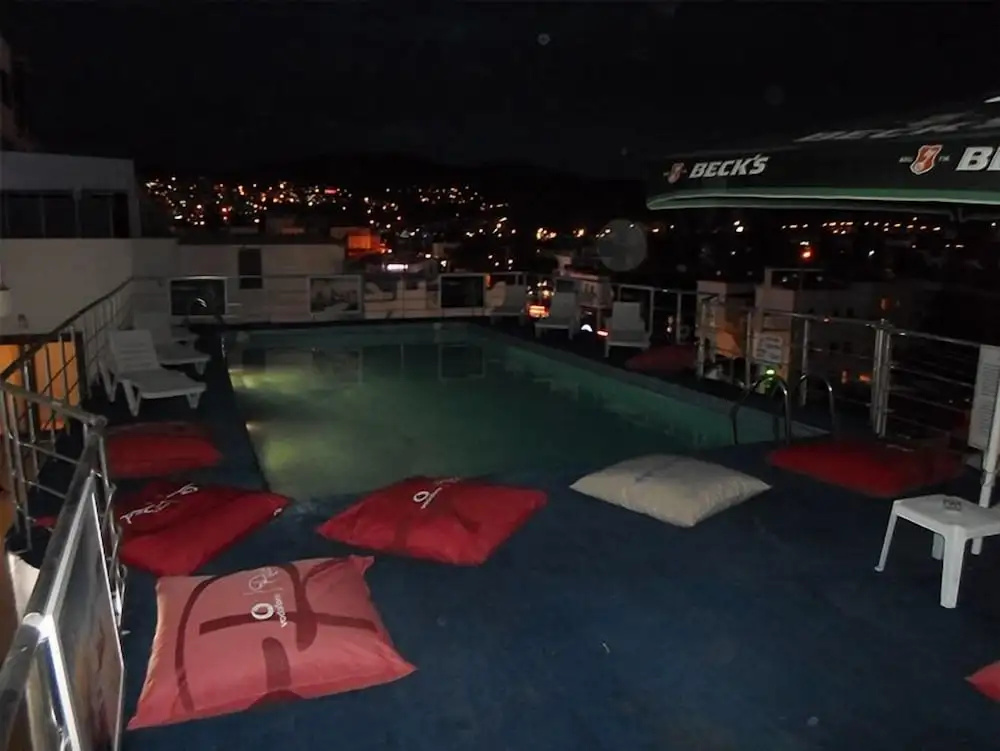Bodroom Hotel