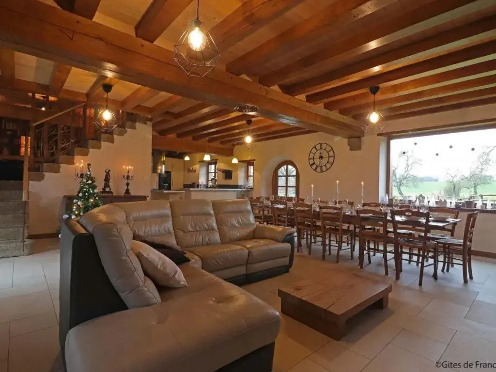Maison authentique près dun étang avec animaux acceptés, linge et ménage inclus - FR-1-497-142