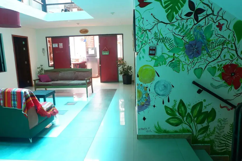 Hostal alegría