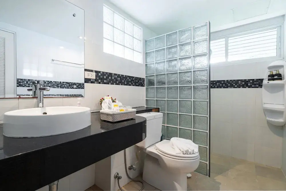 Kamala Beach Front Villas