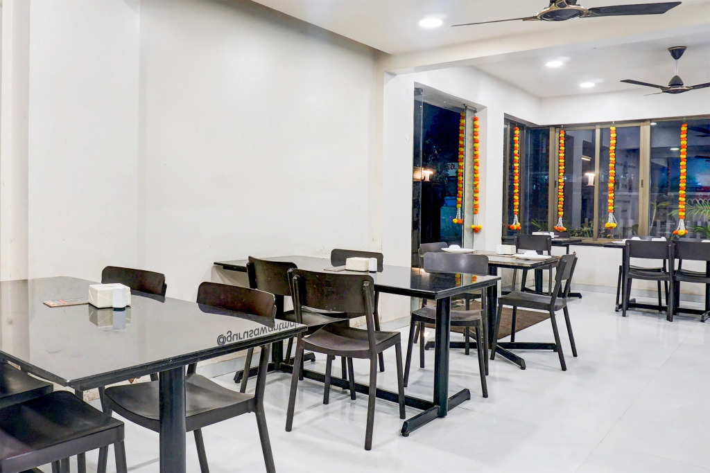 Super Townhouse Oak Viman Nagar Formerly Kuber Inn