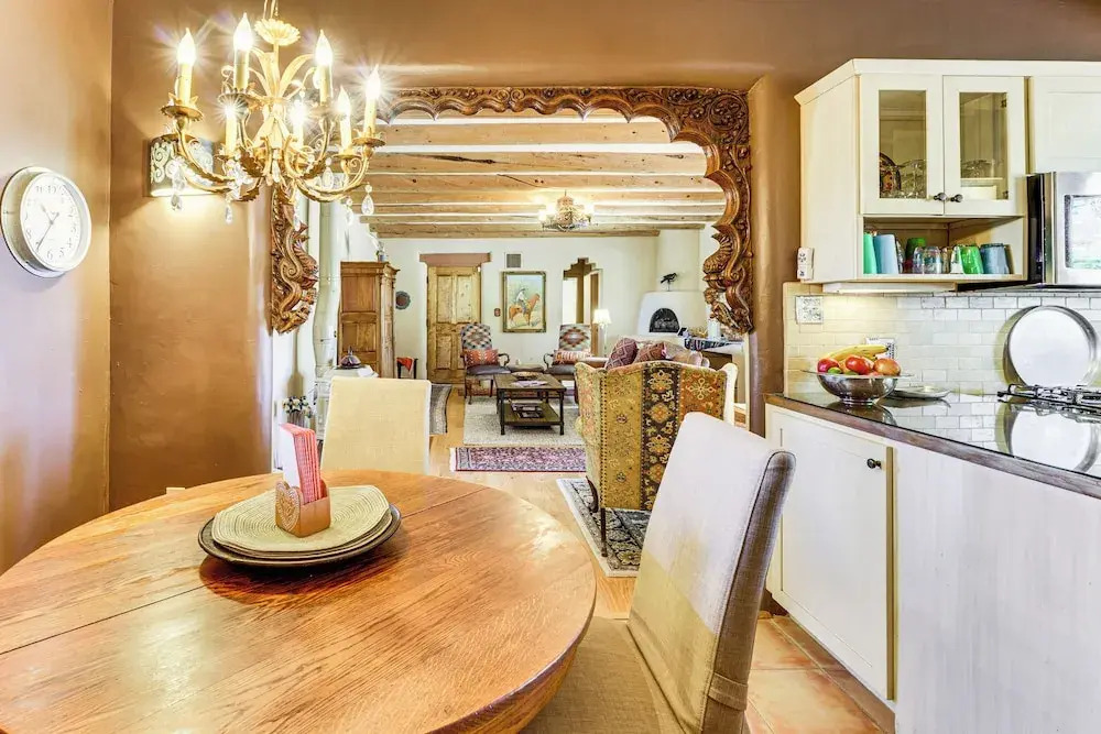 14 Mi to Taos Ski Valley: Mtn-view Gem w/ Patio!