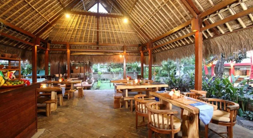 TS Hut Lembongan