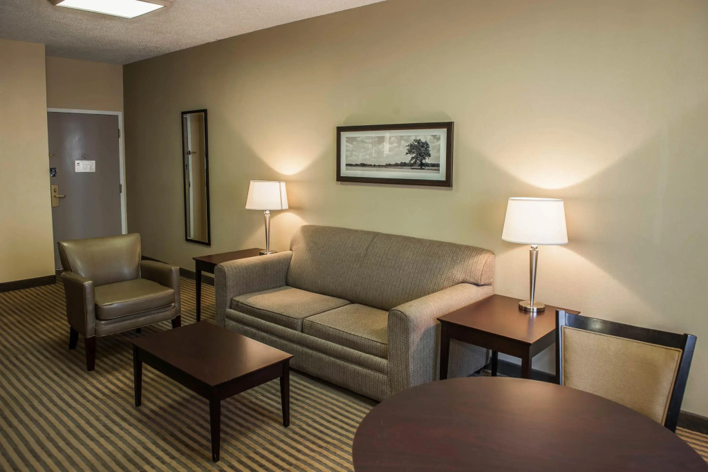 Comfort Suites Lafayette University Area