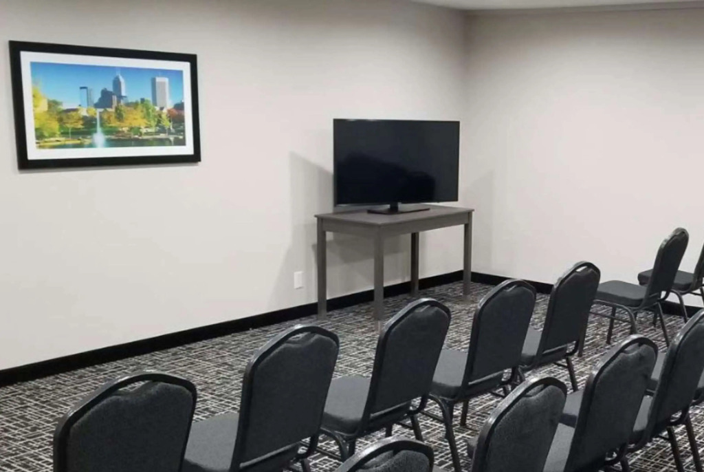 La Quinta Inn & Suites by Wyndham Indianapolis Downtown